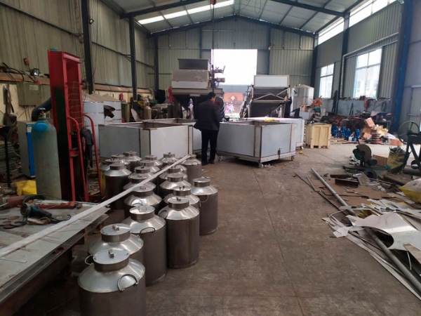 生產(chǎn)車(chē)間